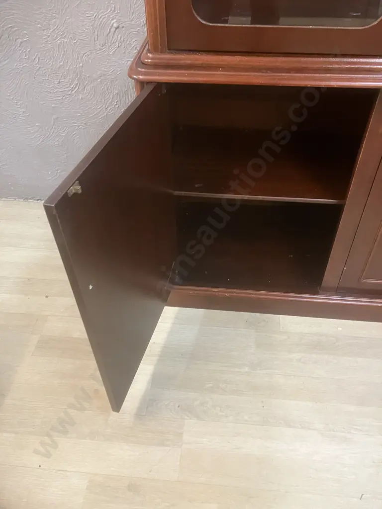 Mahogany 5 Door Display Cabinet with 3 Adjustable Glass Shelves . H189 W154 D42cm. 2 Piece Image 1++