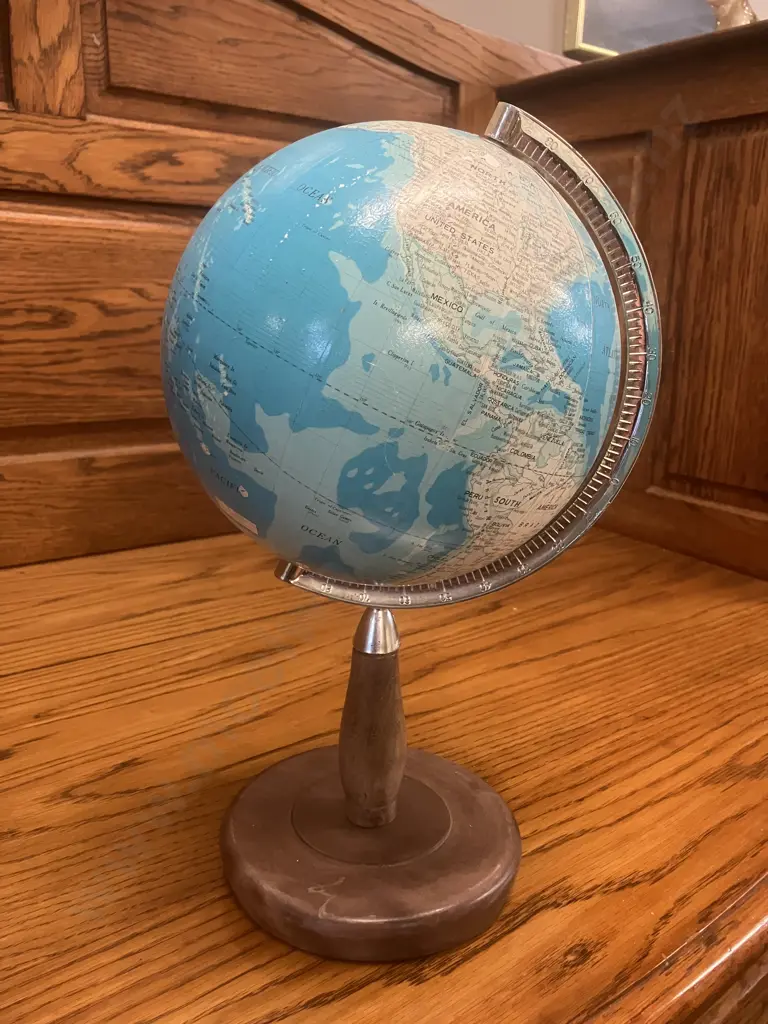 Vintage 1960's Atlas World Globe Made In Japan. Rotating, Wooden Base. H34cm Image 1++