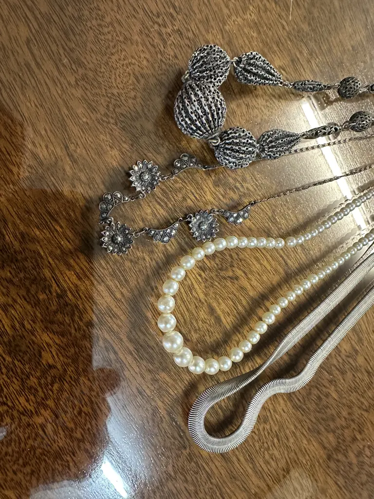 Vintage Necklaces x 3 Including 925 Image 1++