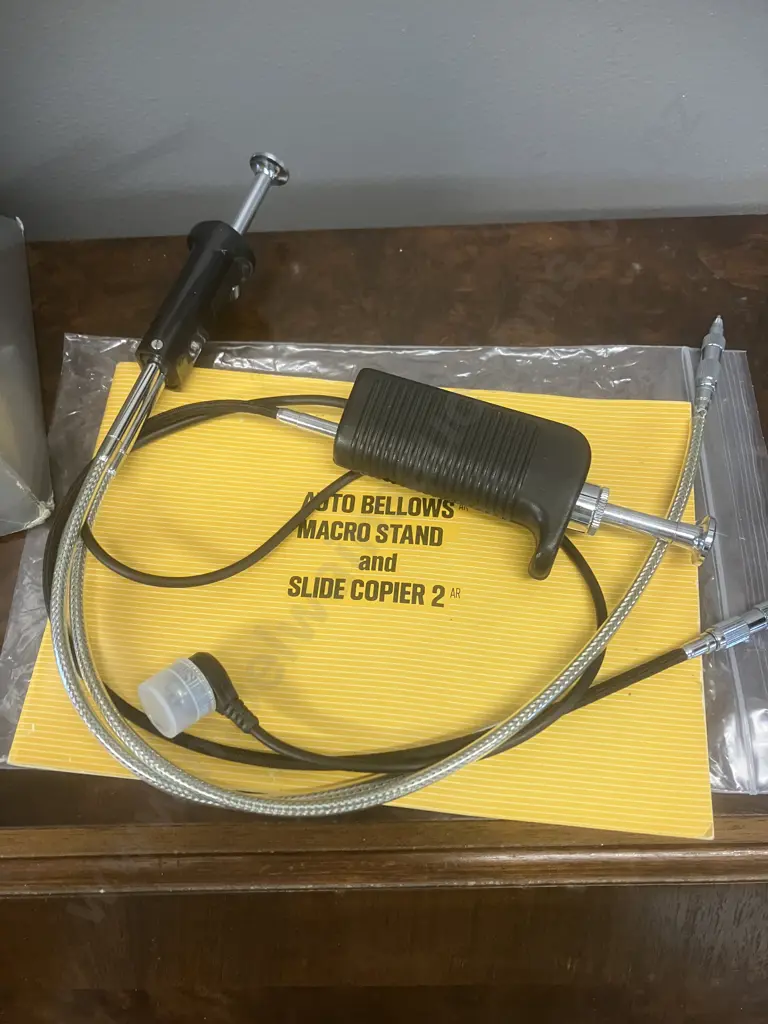 Konica Auto Bellows With Box & Manual,  Pair of Konica Dual Cable Releases - Japan Image 1++