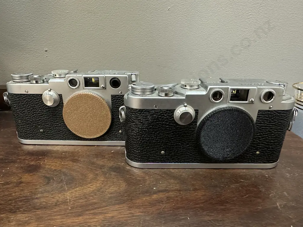 Leotax Model T 2L / Elite (Japanese Leica Copy) #309060 # 307685 Leotax Camera Co. Ltd. 1959 Japan (AF) Image 1++