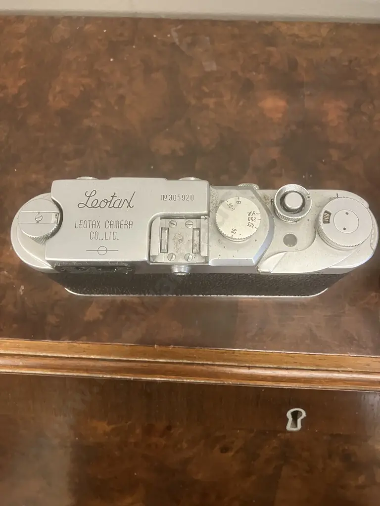 Leotax Model TV2/Merit (Japanese Leica Copy) Camera #305920 #304899 (AF) Image 1++