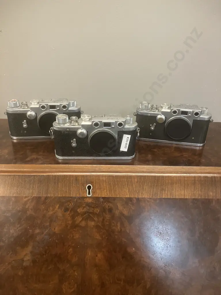 Leotax Model F (Japanese Leica IIIf Copy) #252953 #258693 #250182 Leotax Camera Co. Ltd. Circa Mid 1950s Japan Image 1++