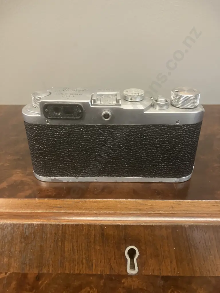 Leotax Model K3 Camera (Japanese Leica Copy) #574492 Leotax Camera Co. Ltd 1958 Japan Image 1++