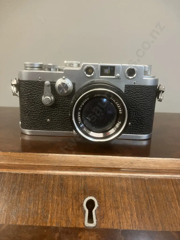 Leotax Model TV2/Merit (Japanese Leica Copy) #305677 With & Tokyo Kogaku Topcor-S 1:2 f=5cm Lens #552783 Image 1++