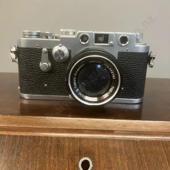 Leotax Model TV2/Merit (Japanese Leica Copy) #305677 With & Tokyo Kogaku Topcor-S 1:2 f=5cm Lens #552783