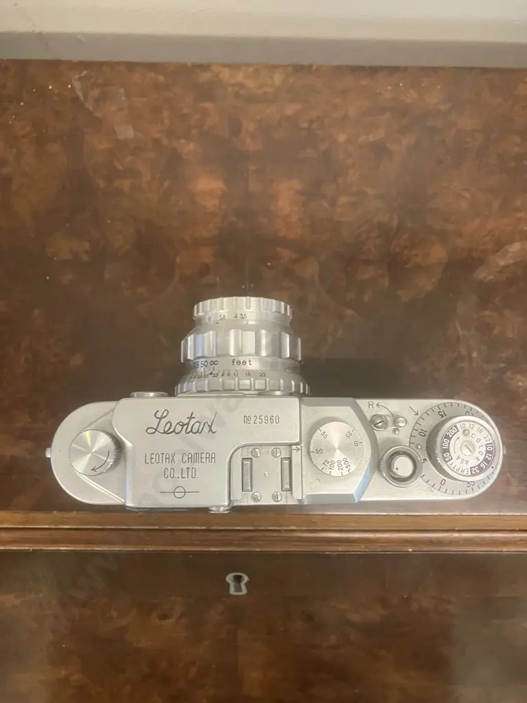 Leotax Model K (Japanese Leica Copy) #25960 With Tokyo Kogaku Rigid Aluminium Topcor 1:3.5 f=5cm Lens #588185 Image 1++