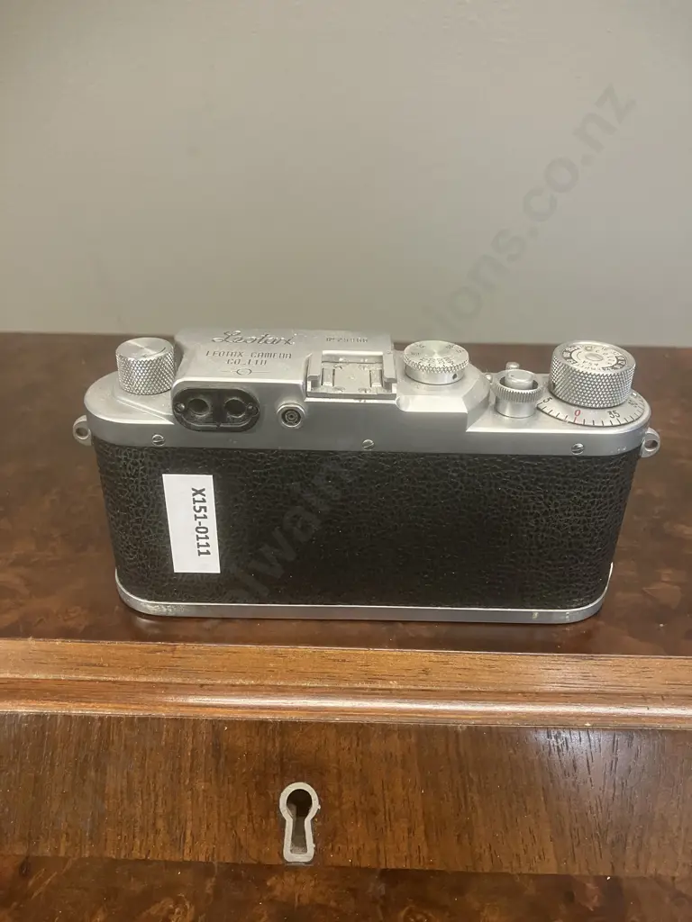 Leotax Model K (Japanese Leica Copy) #25960 With Tokyo Kogaku Rigid Aluminium Topcor 1:3.5 f=5cm Lens #588185 Image 1++