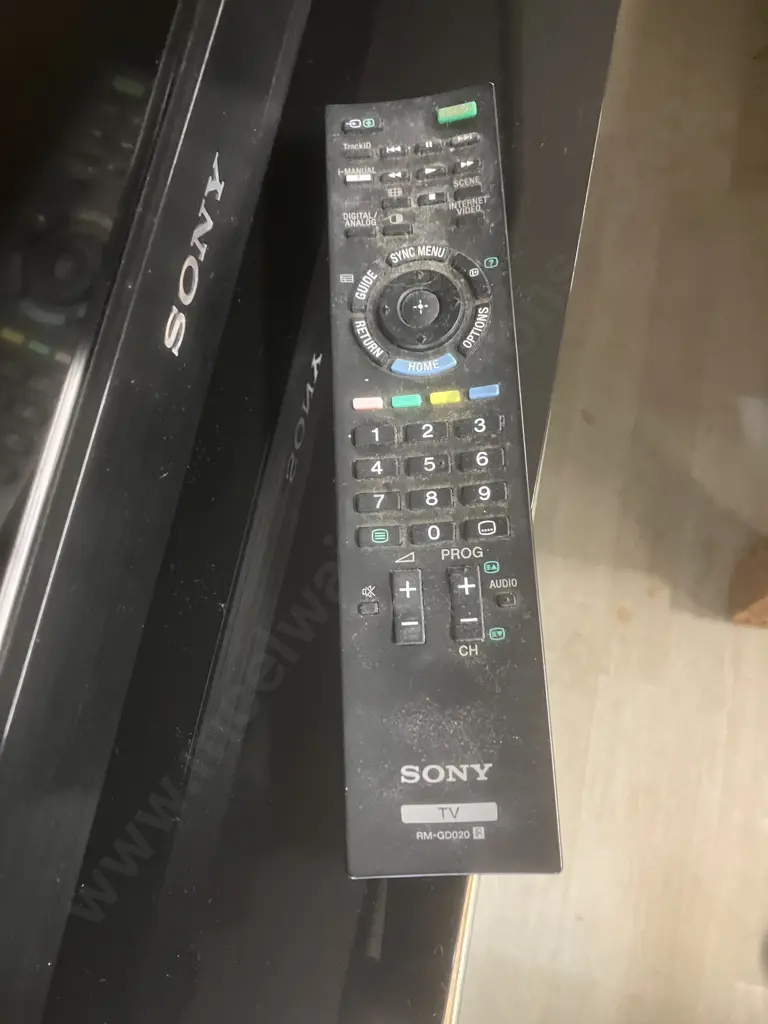 Sony BRAVIA KDL-40CX520 40" Full HD LCD TV With Remote Control Image 1++