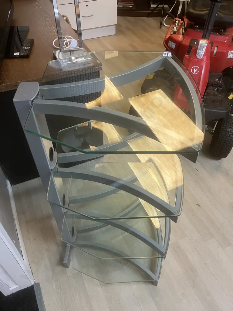 OmniMount Stellar Series 4-Shelf Audio / Component Tower - Grey With 10mm Clear Glass Shelves. H101 D52 W55.5cm Image 1++