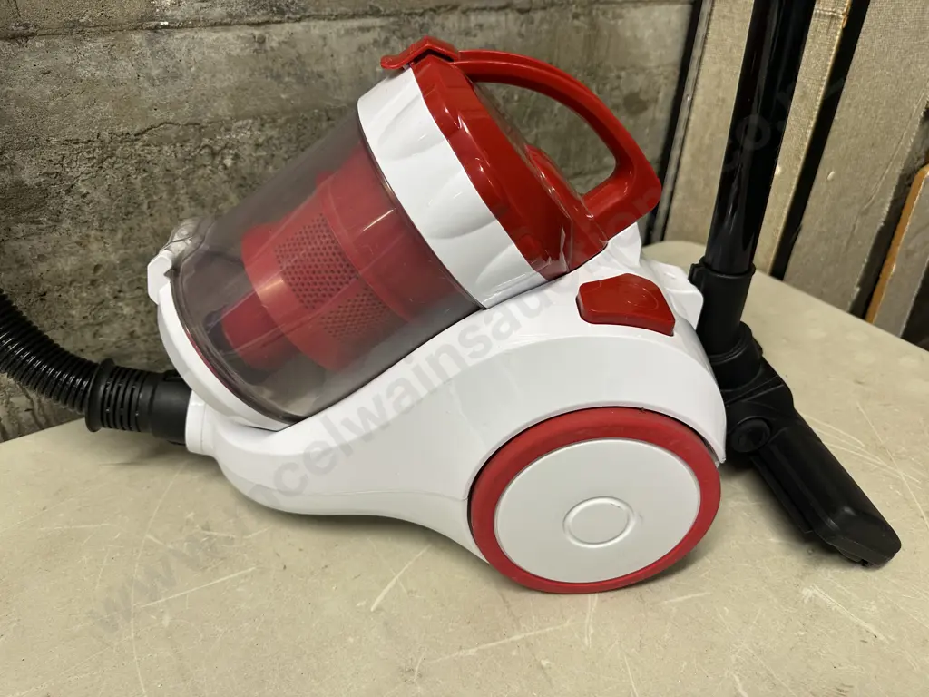 Living & Co Vacuum Cleaner Model LVC1400w Image 1++