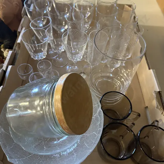 Box Lot Glassware Etc