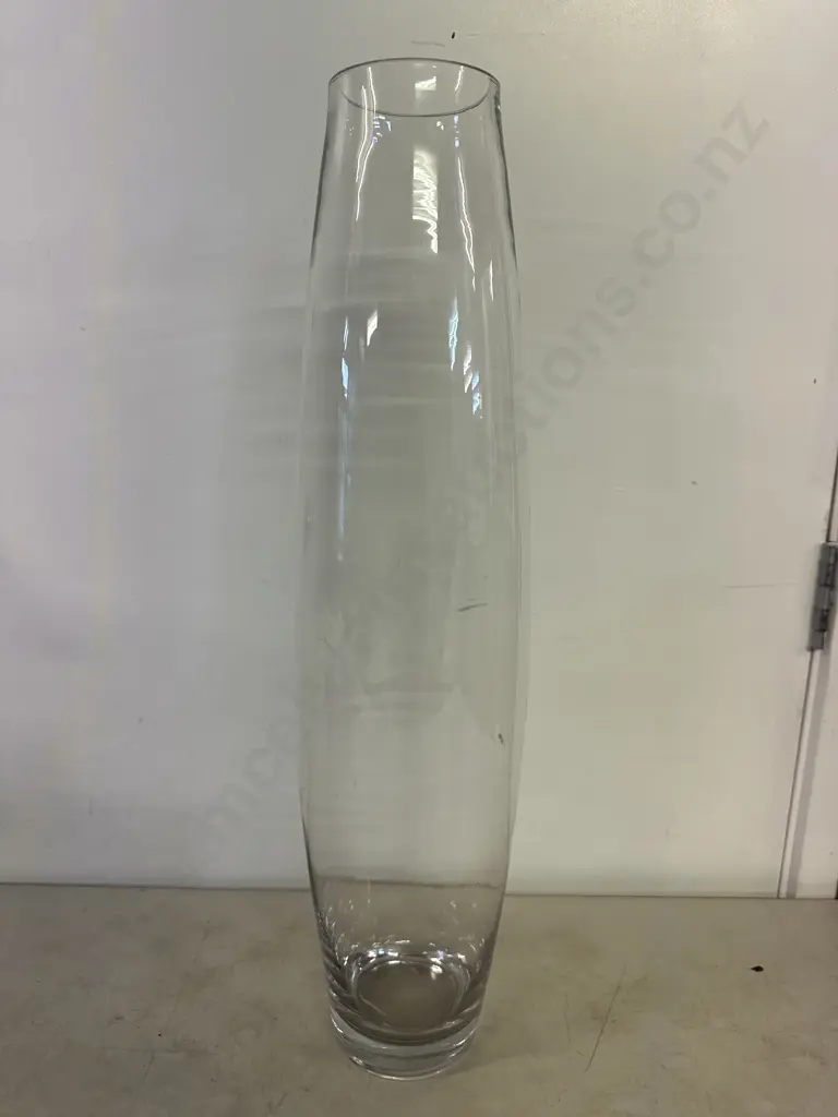 Tall Clear Vase H60cm. Image 1++