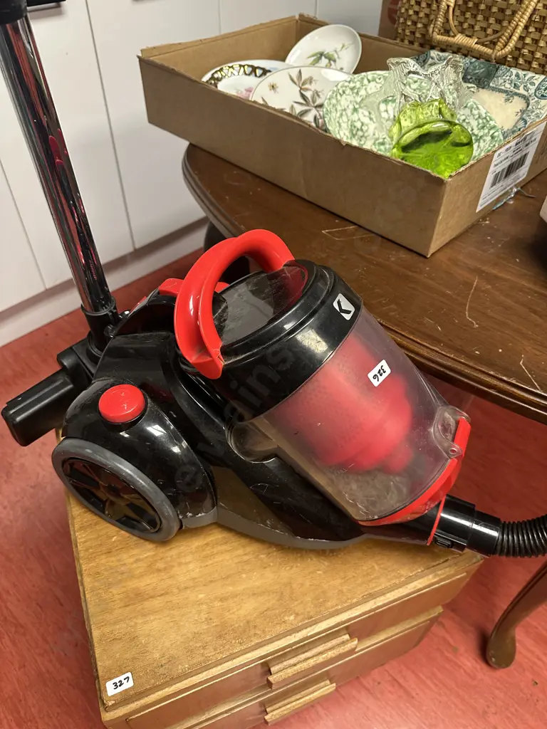 Kensington Vacuum Cleaner Model SRO8237 1800W (as found) Image 1++