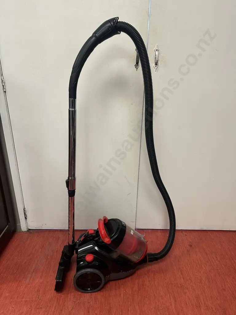 Kensington Vacuum Cleaner Model SRO8237 1800W (as found) Image 1++