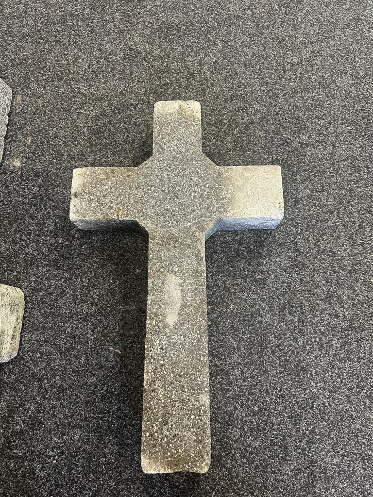 Solid Granite French Vineyard Cross. Circa 20th Century. H83 W49 D11cm. Image 1++