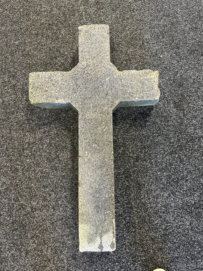 Vintage Solid Granite French Vineyard Cross. H86 W50 D14cm. Image 1++