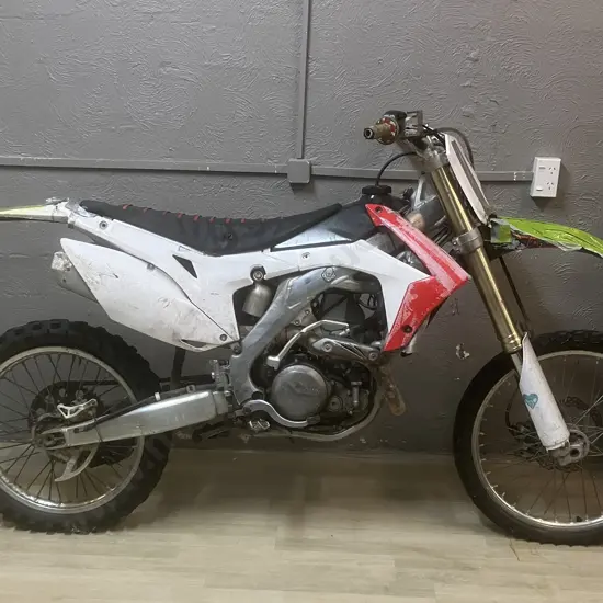 2013 Honda CRF450R? Dirt Bike Motorbike - Vin JH2PE05U1DK200270 (Sold As Is Where Is)
