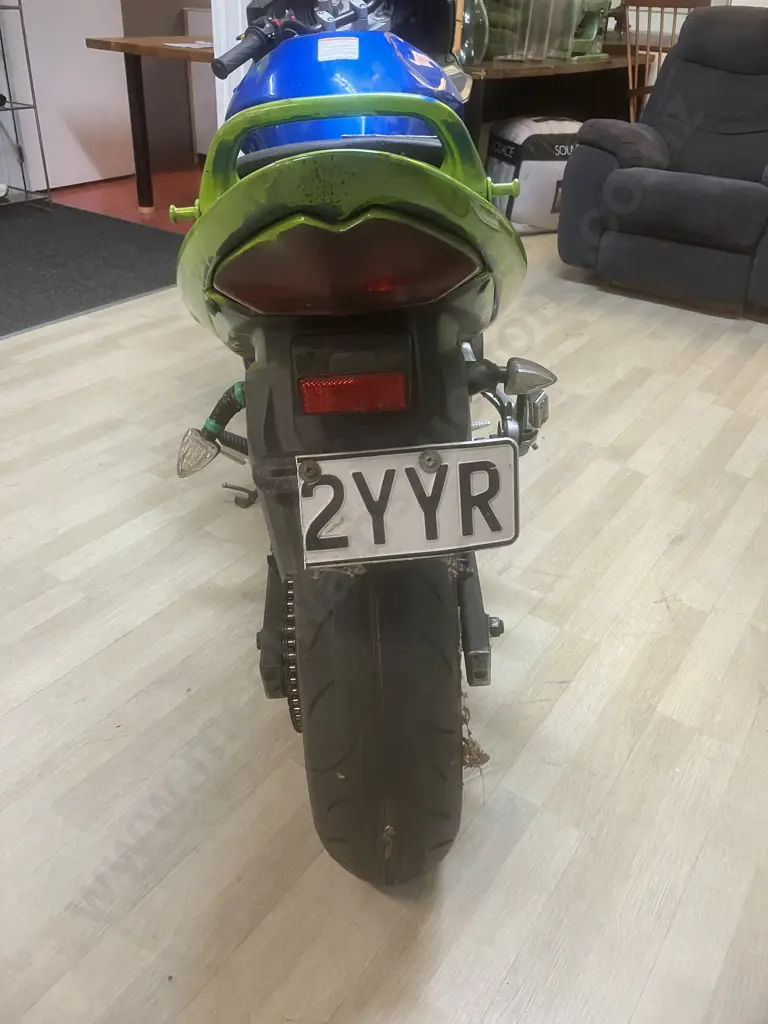 Suzuki Bandit? Motorbike (Sold As Is Where Is) Image 1++