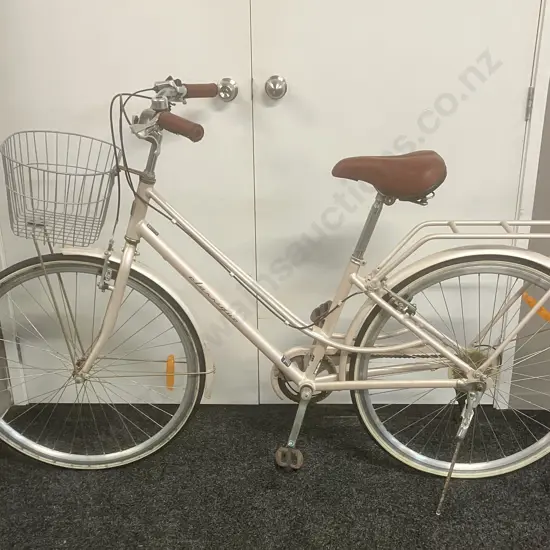 Classique Ladies Cruiser Bike