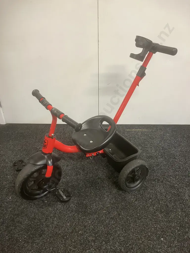 Kids Three Wheel Trike With Push Bar Image 1++