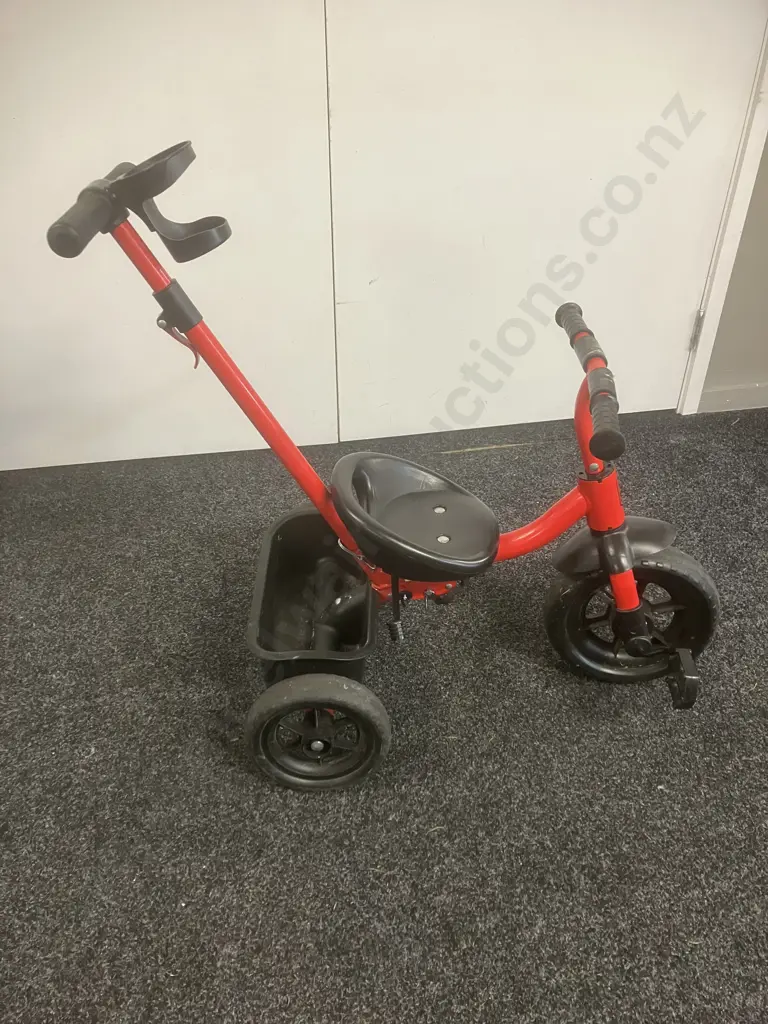 Kids Three Wheel Trike With Push Bar Image 1++