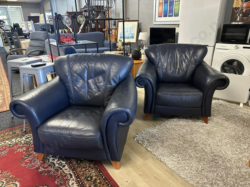 Pair Of Navy Leather Armchairs Rolled Arm Wooden Feet Image 1++