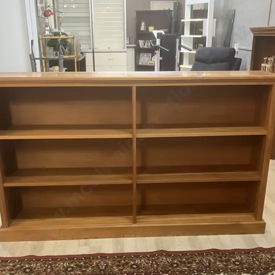 Rimu Bookcase. H101 W170 D31cm