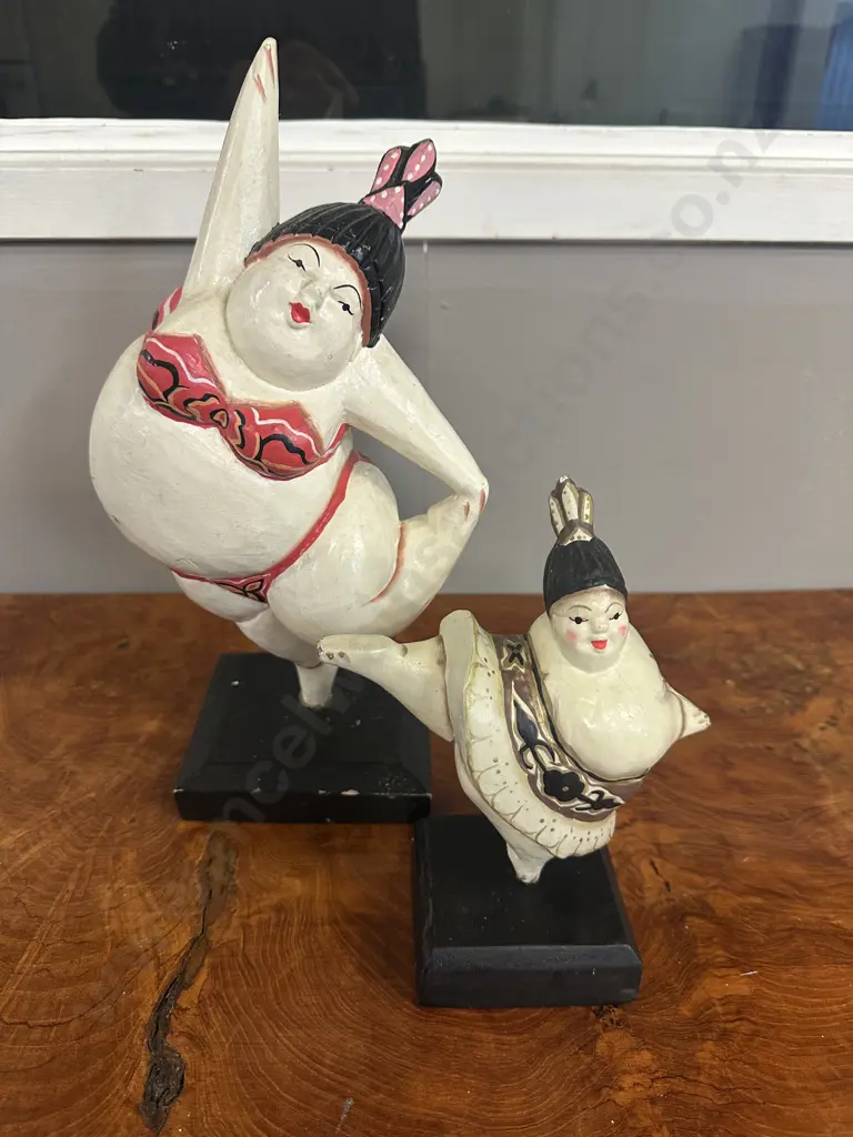 Wooden Balinese Figurines Depicting Plump Dancing Woman  Image 1++