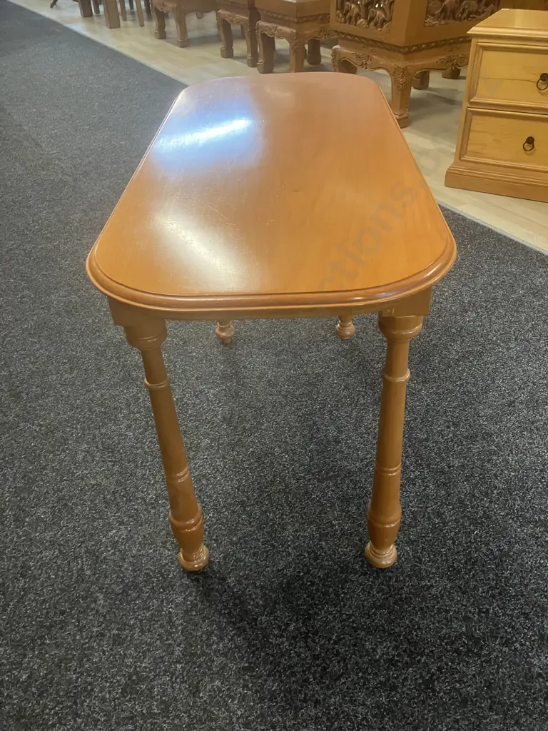 Rimu Console Table. H61 W94 D41.5cm Image 1++