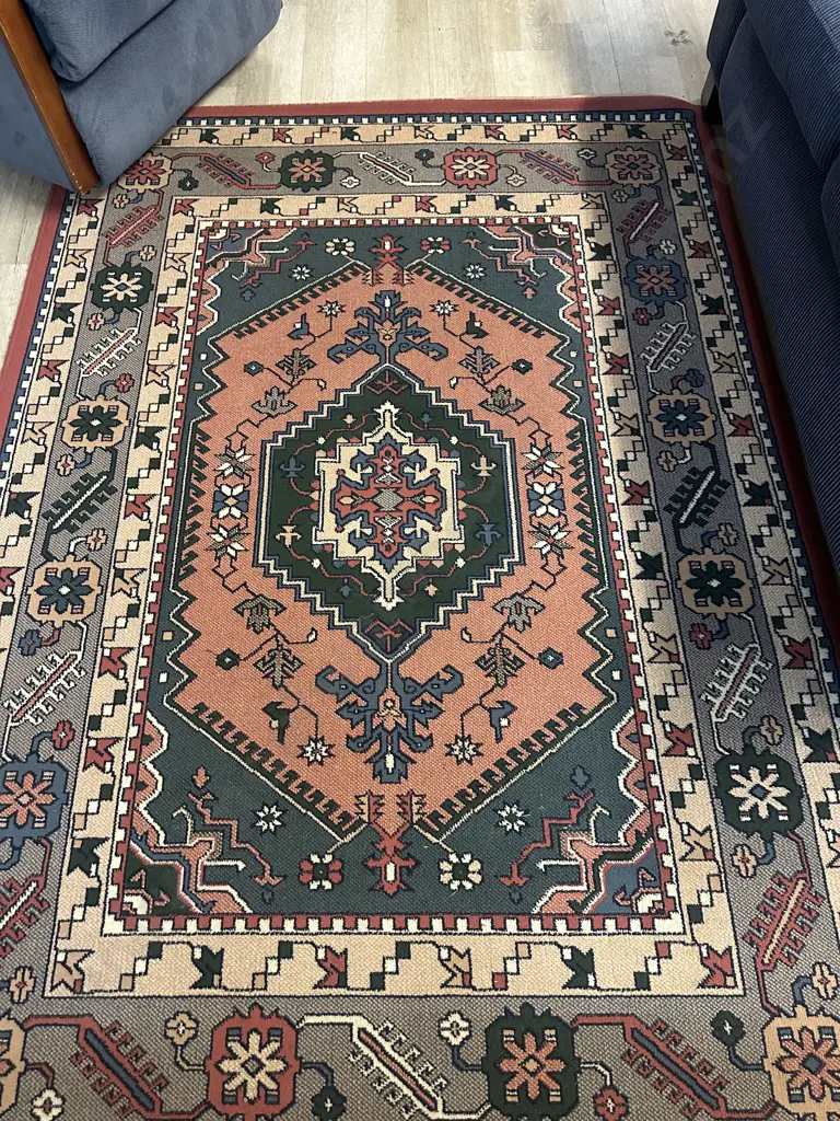 Vintage Floor Rug Pink/Green/Blue Tones 194x137cm. Image 1++