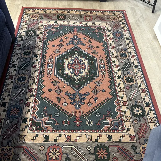Vintage Floor Rug Pink/Green/Blue Tones 194x137cm.