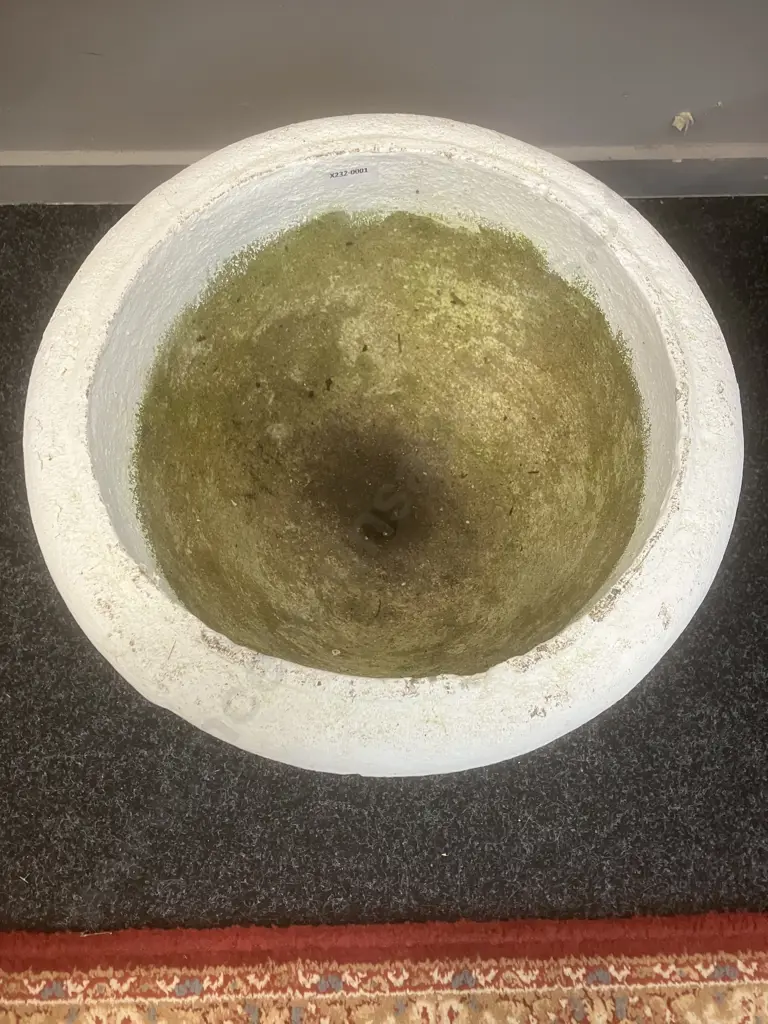 Vintage Concrete Garden Urn Painted White. 35 x 37cm Image 1++