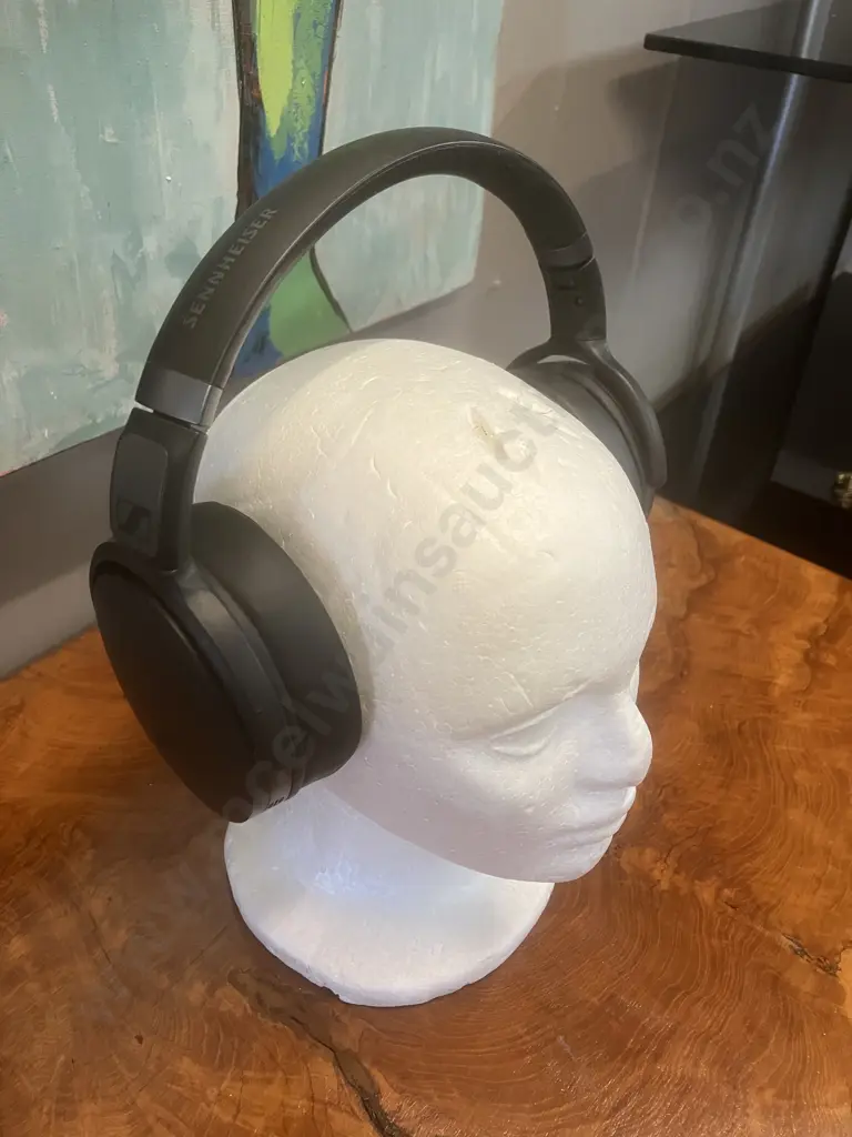 Sennheiser HD 4.40 Bluetooth Over Ear Wireless Headphones - Black Image 1++