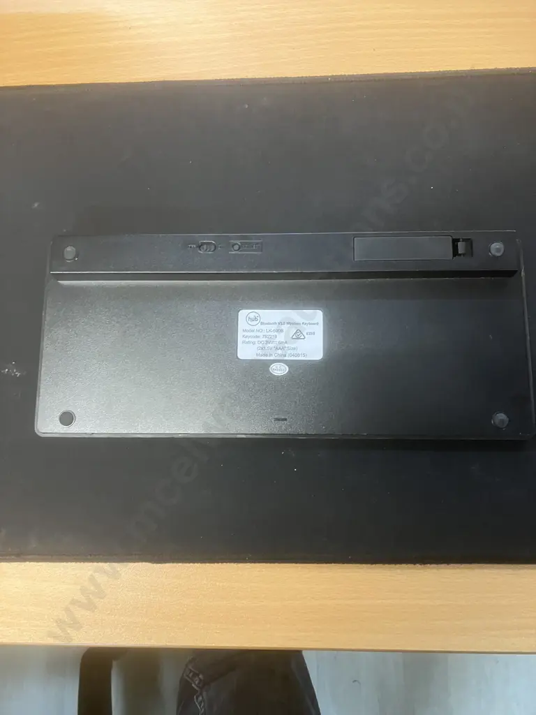 Logitech C270 HD Webcam, Hub Model LK-590B Bluetooth V3.0 Wireless Keyboard, Playmax Mouse Pad Image 1++