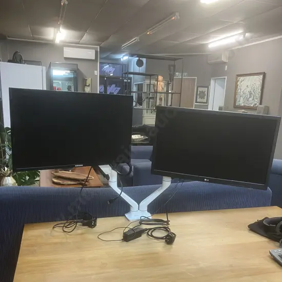 Samsung S24F350F 24" PLS Full HD Monitor & LG Monitor With Loctek Dual Gas Spring Monitor Mount