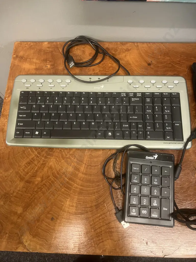 HyperX Gaming Headphones, Genius KU-0368 Keyboard & Genius Wired Numpad 110 Image 1++