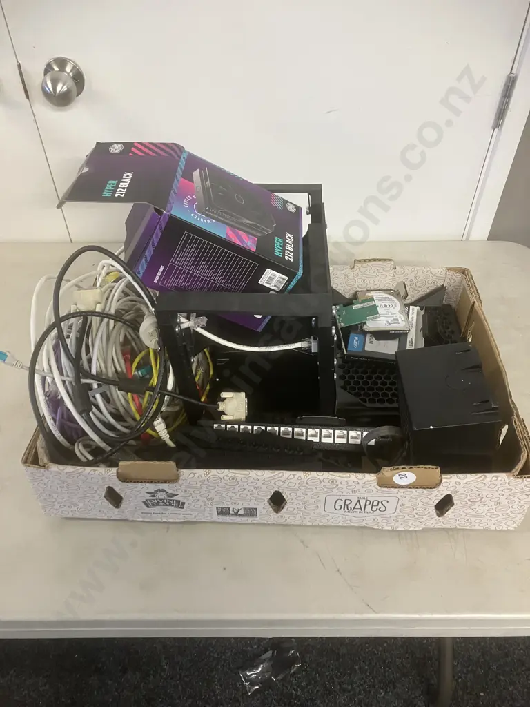 Box Lot Computer Items, Cables, Leads Etc Image 1++