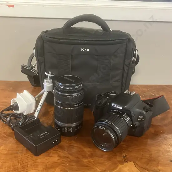 Canon EOS 600D DSLR Camera 18MP, Canon 18-55/3.5-5.6 IS + 55-250/4.0-5.6 IS, Charger & Case, Fujifilm Tabletop Tripod