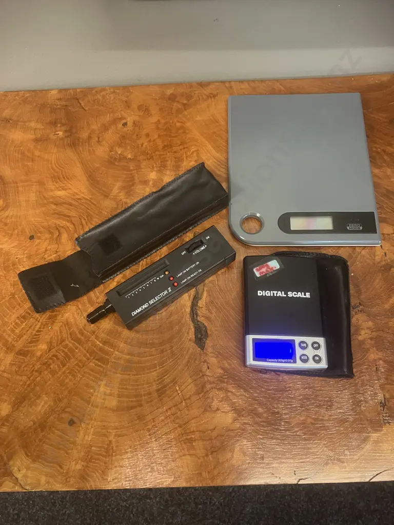 Diamond Tester, Two Digital Scales Image 1++
