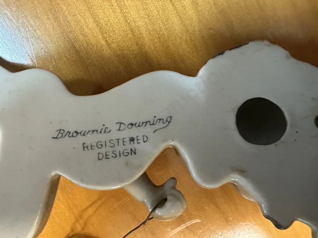 Vintage Australian Brownie Downing Wall Plaque Indigenous Child Signed H19cm. Image 1++