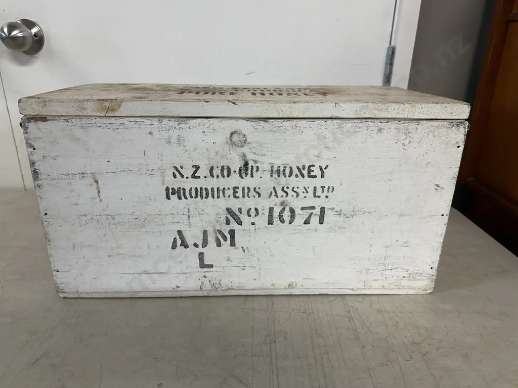 Vintage Wooden Storage Box Stenciled Text Branded For New Zealand Pure Honey Producers H26 W50 D23cm. Image 1++