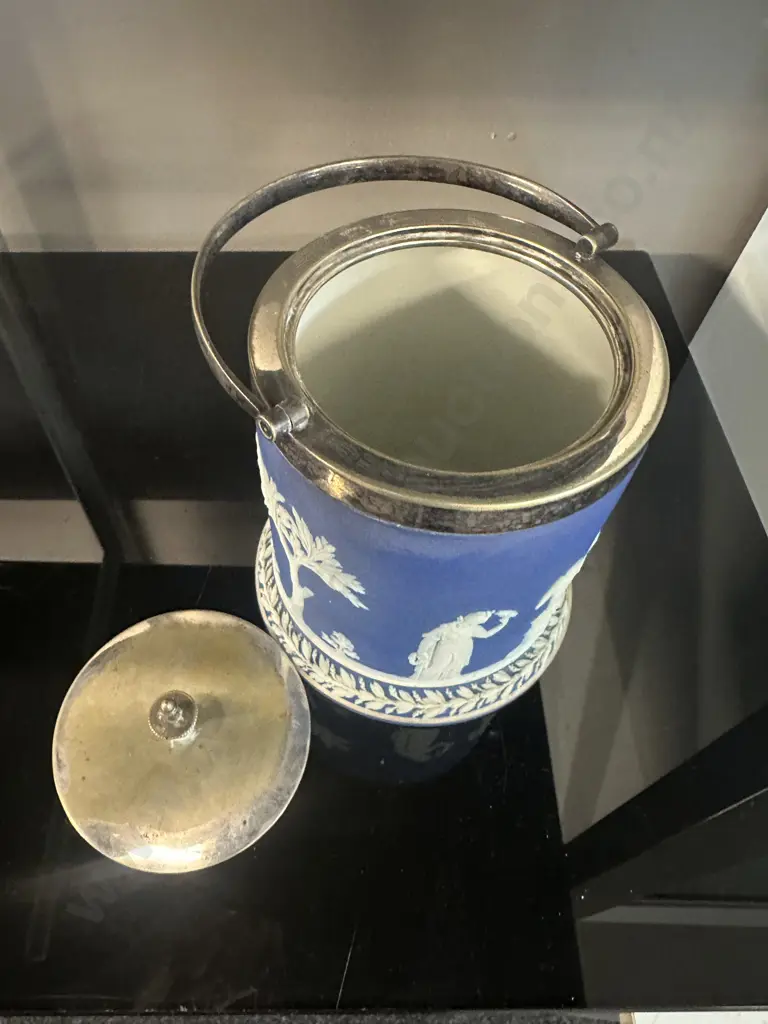 Vintage Wedgwood Jasperware Blue Biscuit Barrel Jar With Silver Plated Mounts Image 1++