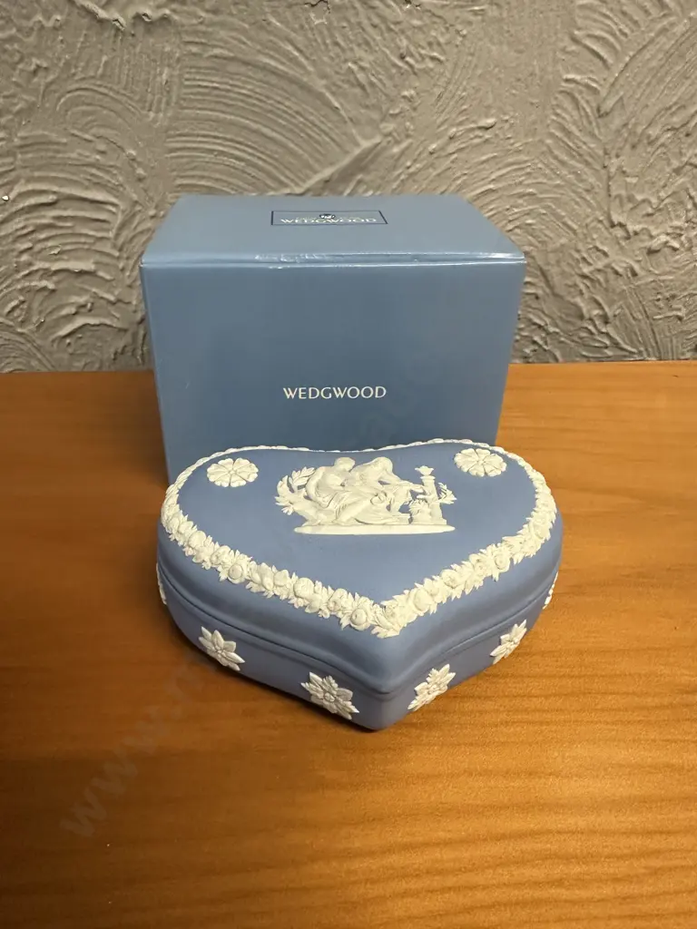 Vintage Wedgwood Blue Jasperware Heart Shaped Trinket Box Neo Classical Design With Box Image 1++