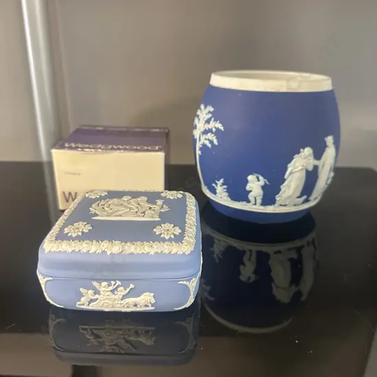 Vintage Wedgwood Jasperware Blue Biscuit Barrel Missing Lid & Handle With Square Trinket Dish & Box (as found)