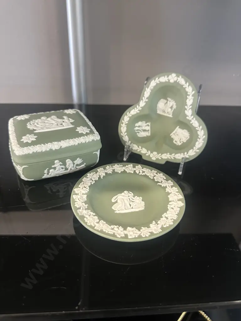 Vintage Sage Green Jasperware Lidded Trinket Box & Pin Dishes Image 1++