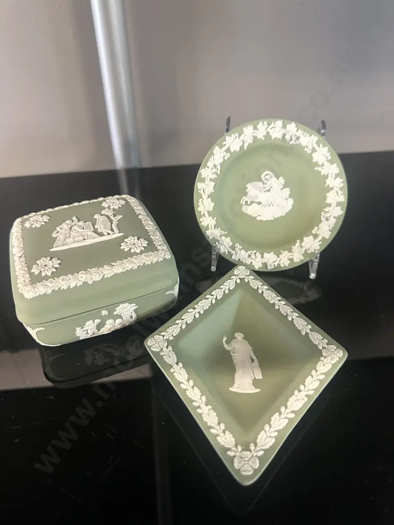 Vintage Sage Green Jasperware Lidded Trinket Box & Pin Dishes Image 1++