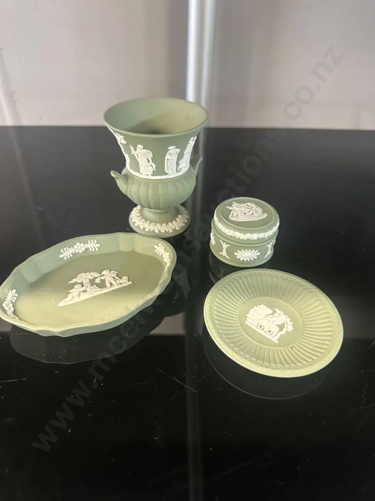 Selection Of Vintage Wedgwood Items Image 1++