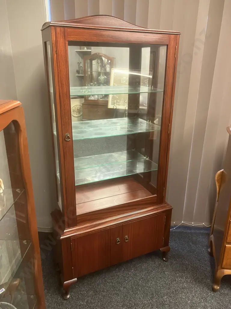Queen Anne Style Glass Door Display Cabinet, Mirror Back, 3 Glass Shelves, 2 Doors In Base, Cab Legs. H179 W76 D31cm Image 1++