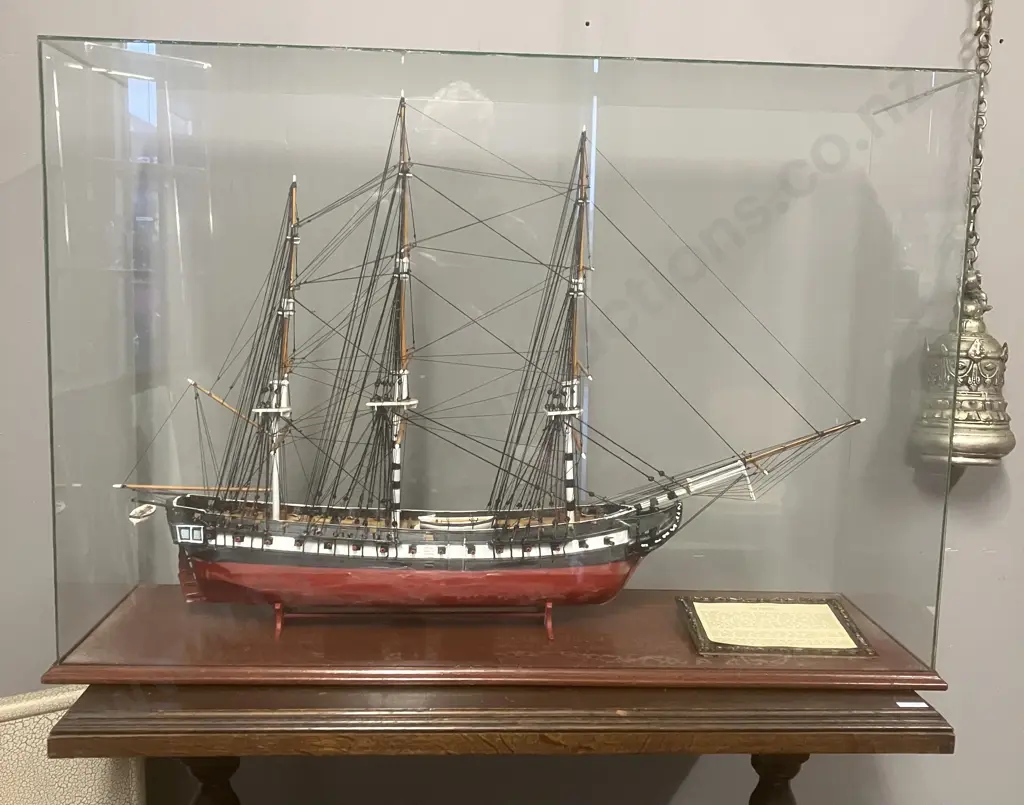U.S.S. Constitution "Old Ironsides" Wooden Model In Glass Display Case Measuring 66 x 95 x 31cm Image 1++